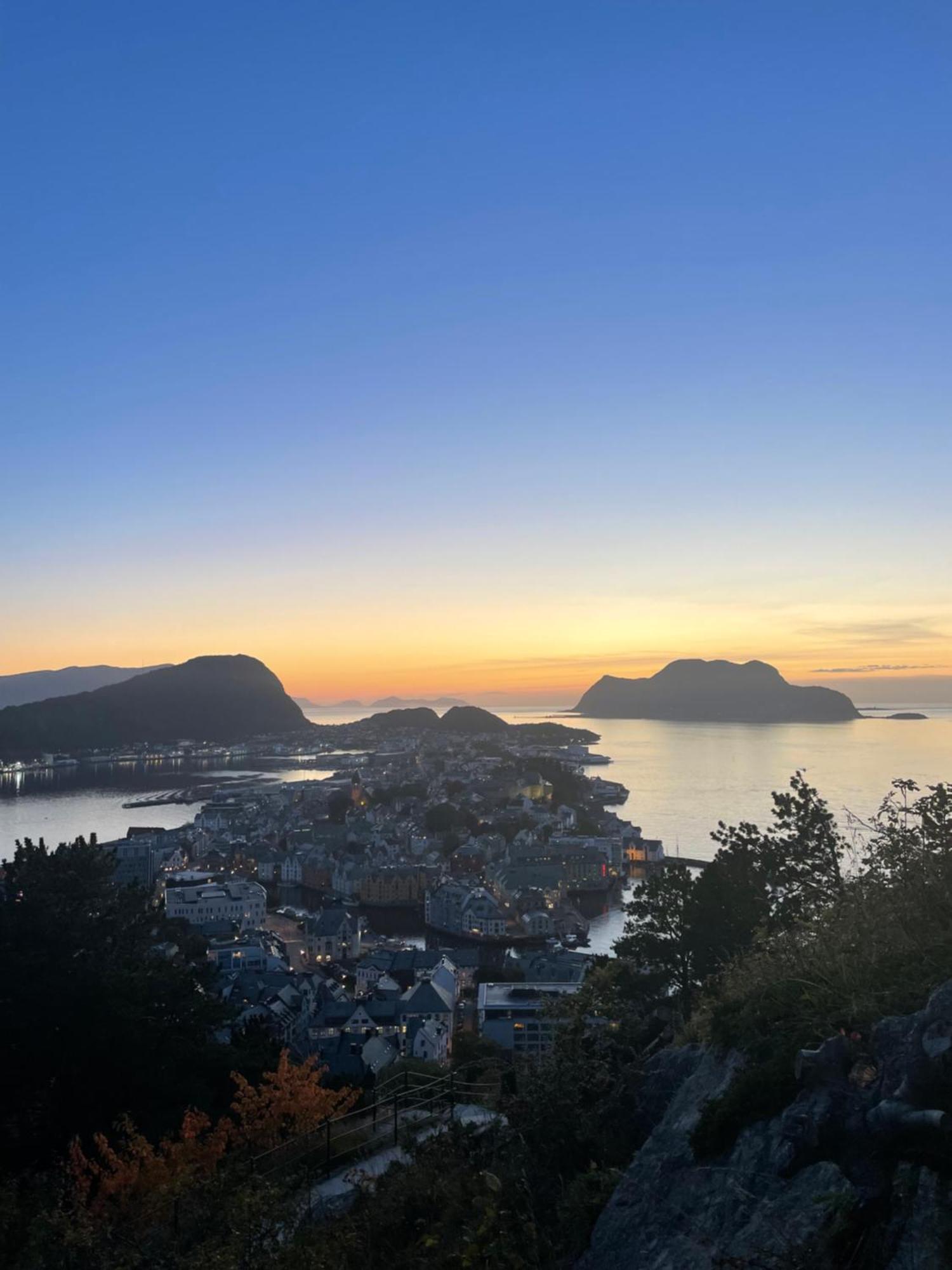 Koselig Leilighet I Sentrum Ålesund Kültér fotó